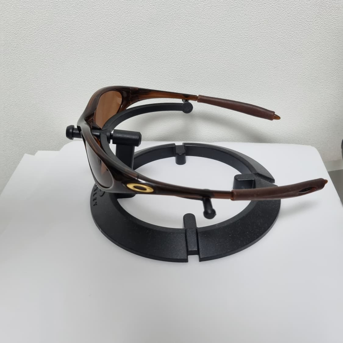 오클리 미뉴트 1.0 브라운  상품이미지1