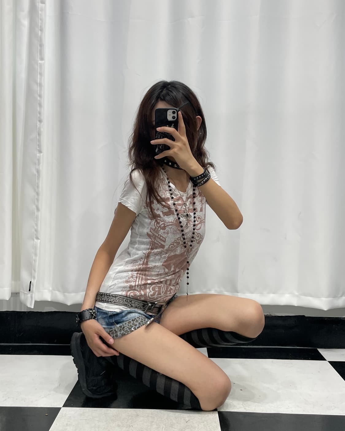 🎸DIESEL 화이트 프린팅 티샤츠🎸 상품이미지2