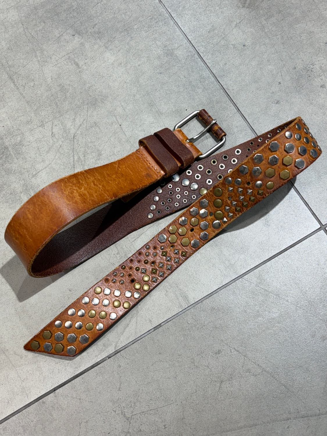 00s 마리떼 프랑소와 저버 스터드 소가죽 레더 벨트 상품이미지2