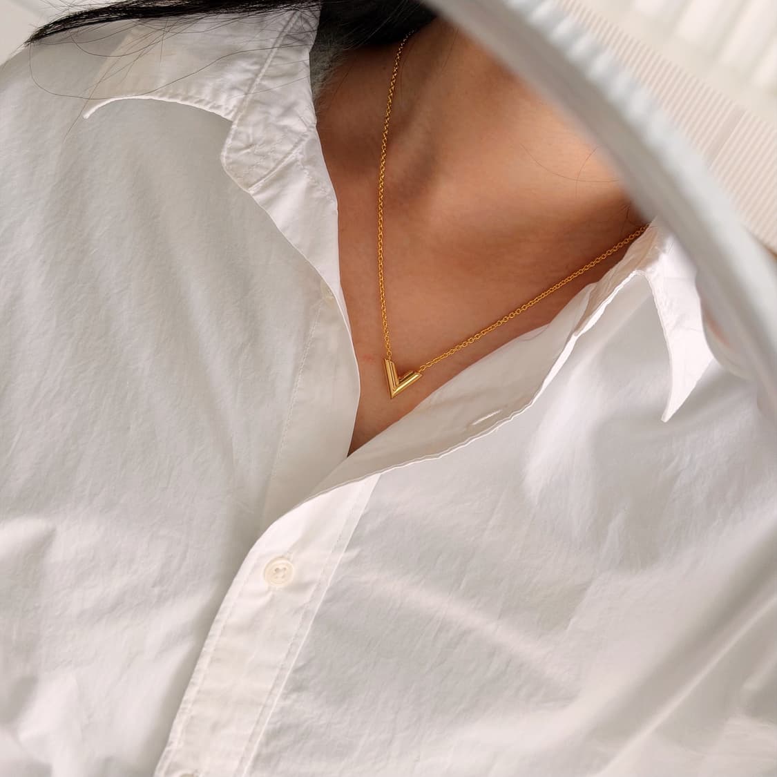 루이비통 에센셜 목걸이 골드 상품이미지8