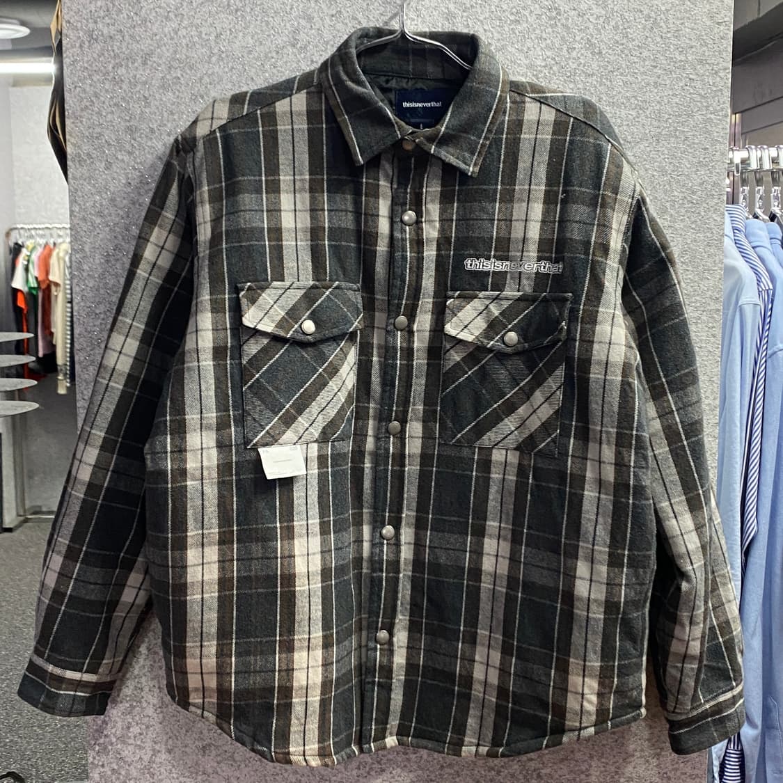 디스이즈네버댓 스펠아웃 체크 누빔 점퍼 B3495 상품이미지2