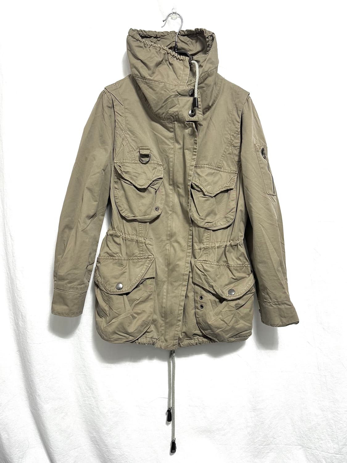 Beige field jacket 상품이미지1