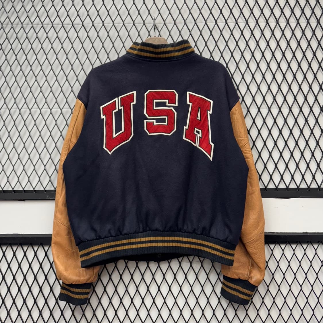 아메리카 툰즈 X 1996 아틀란타 올림픽 바시티자켓 빅로고 디테일 상품이미지2