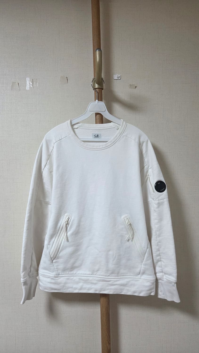 C.P.컴퍼니 20ss 맨투맨  상품이미지1