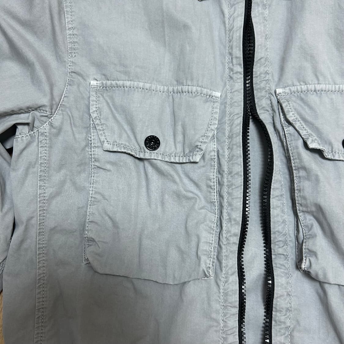 스톤 아일랜드 113WN 올드이펙트 오버셔츠 그레이 상품이미지3