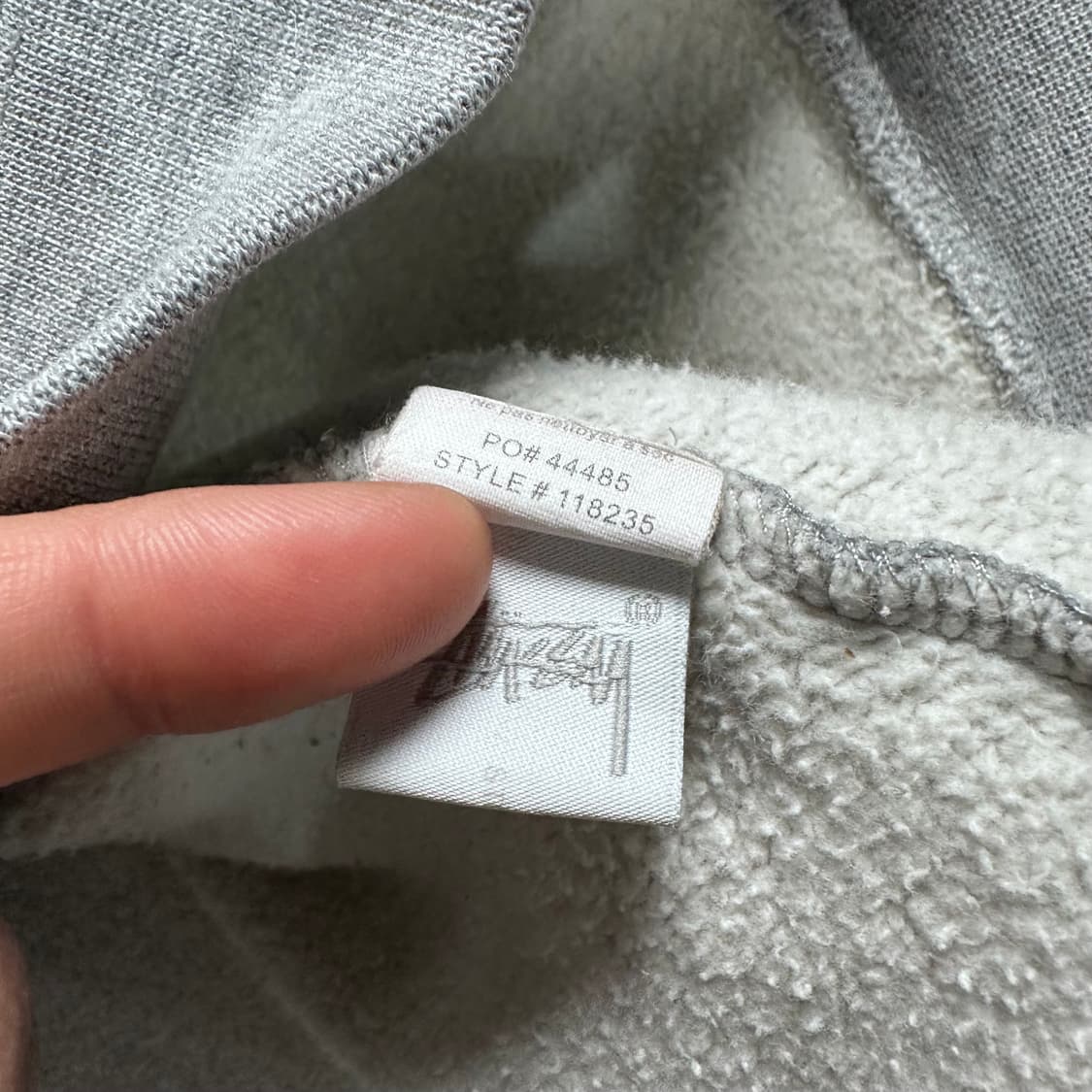 스투시 플리스 로고 그레이 후드티  상품이미지8