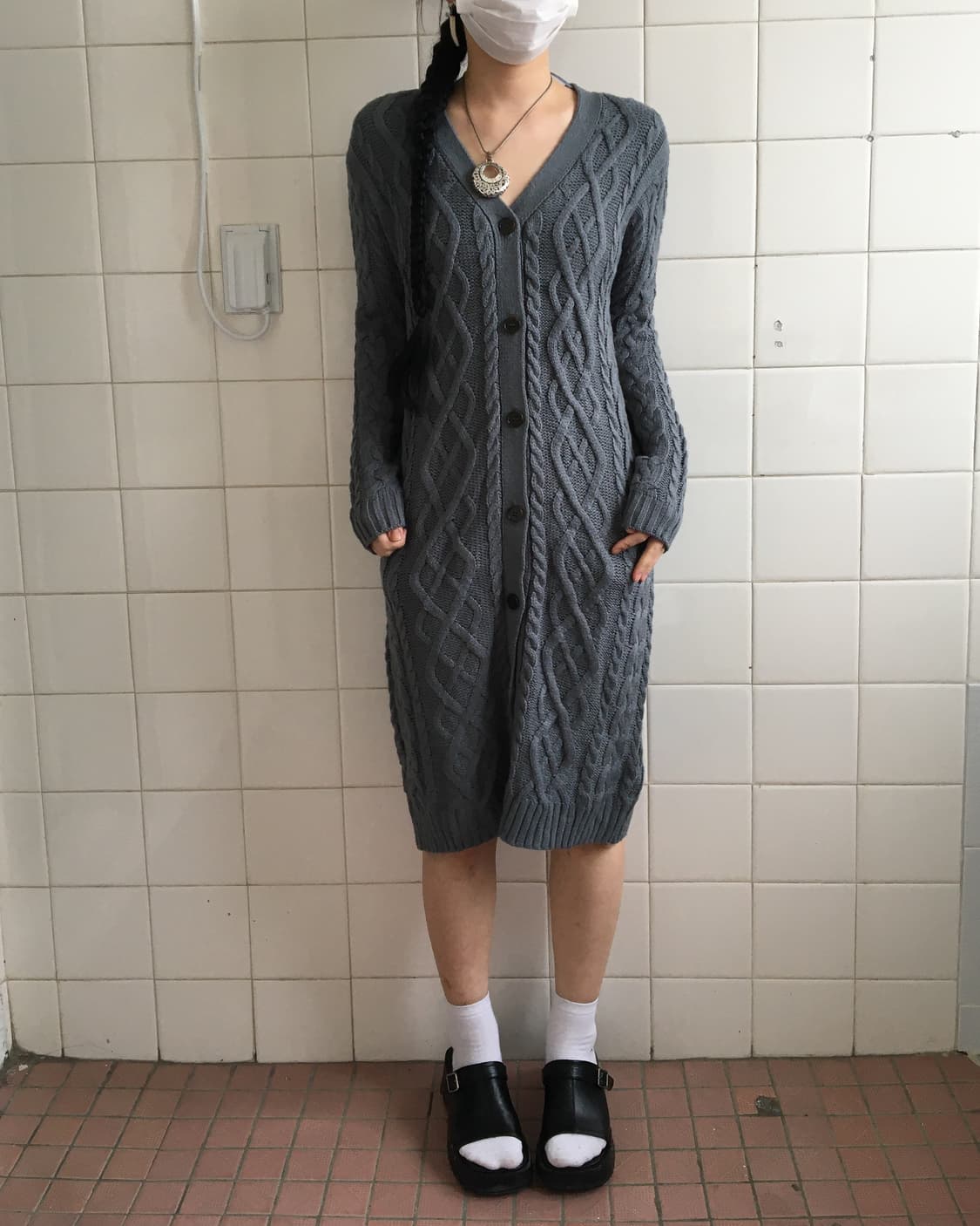 Belted cable pattern knit cardigan 상품이미지1
