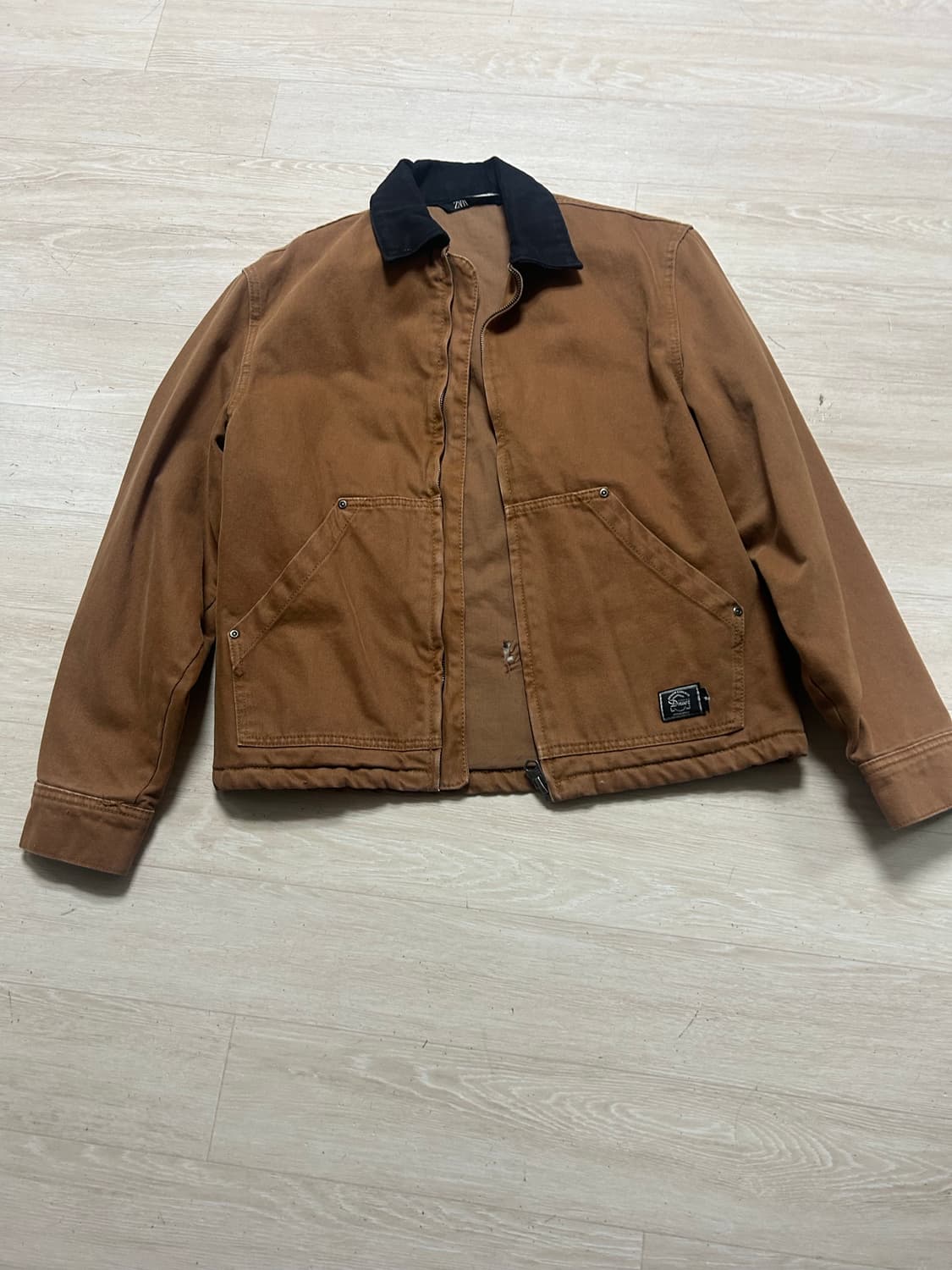 자라 스웨이드 자켓 판매합니다 상품이미지1