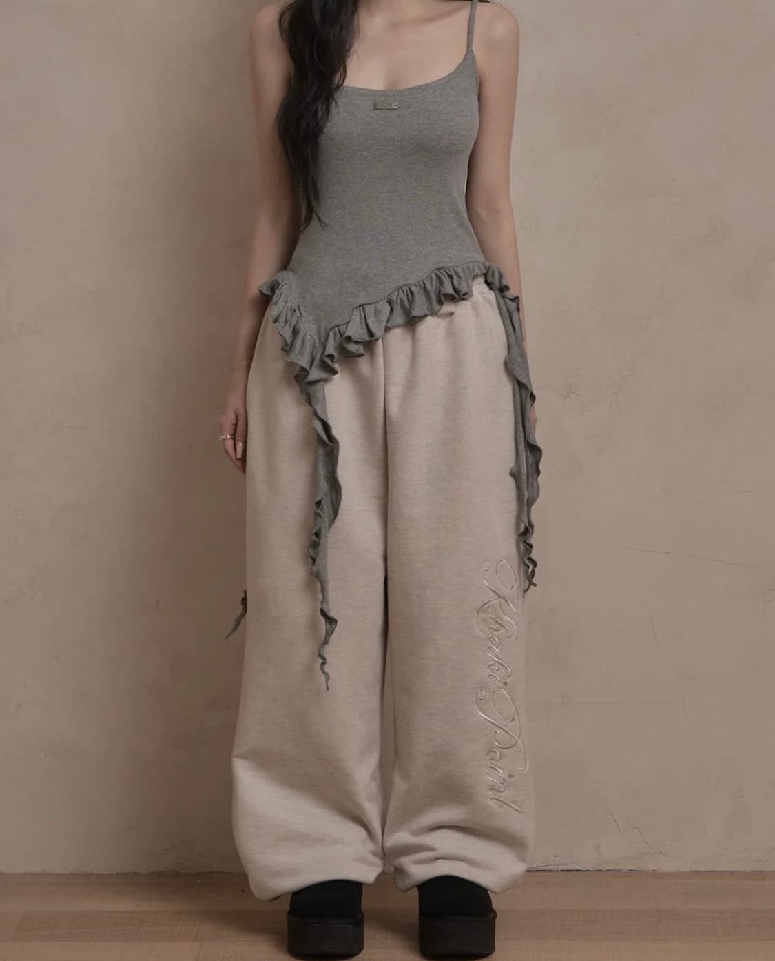 새상품) 카키포인트 셋업 (후드 팬츠 세트) 상품이미지2