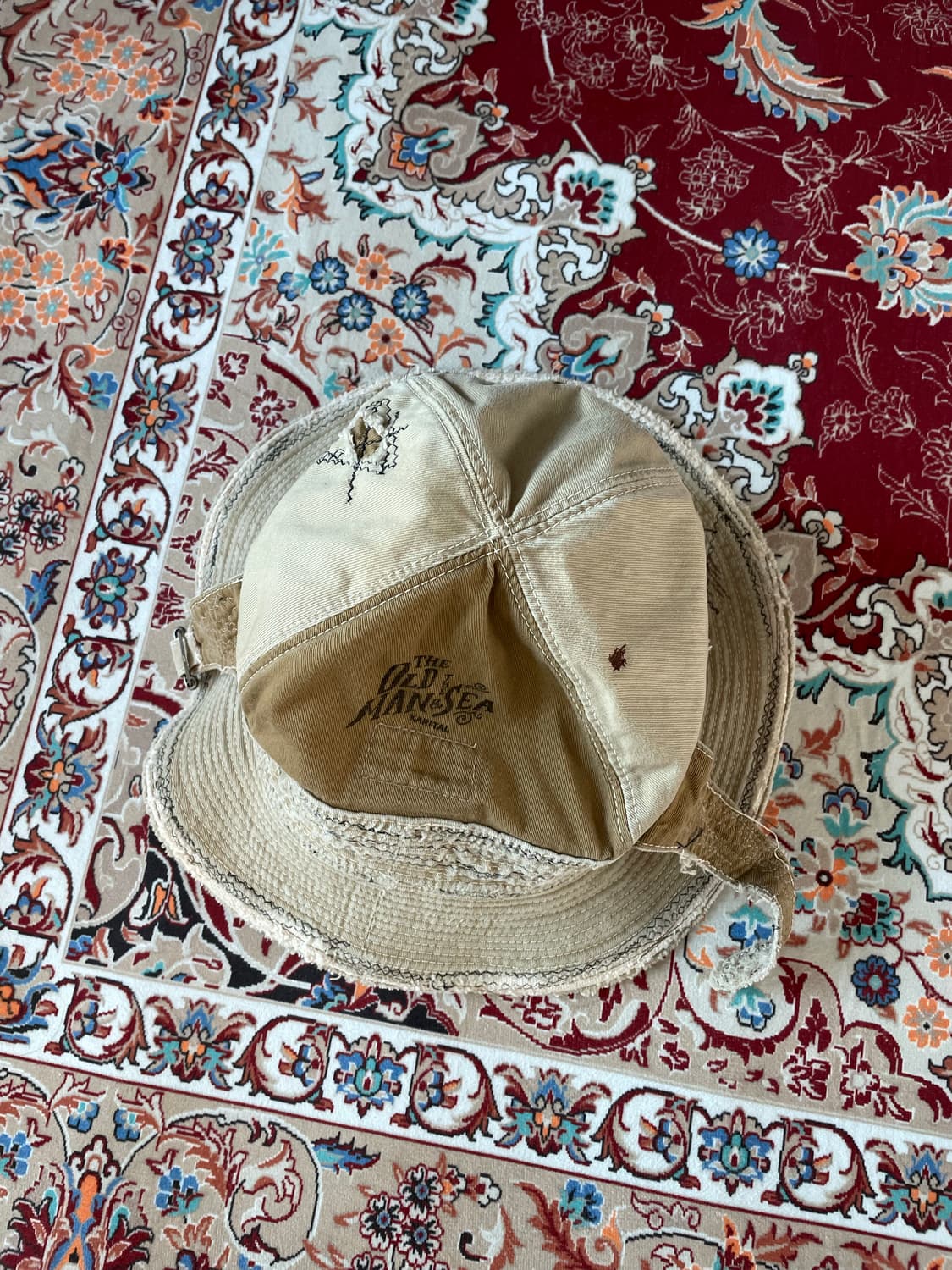 캐피탈 노인과바다 크래쉬 버킷햇 상품이미지3