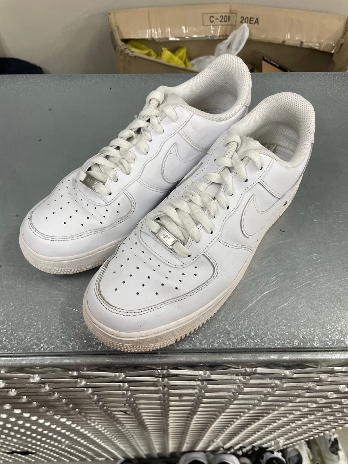 나이키 에어포스1 로우 화이트 270 상품이미지2