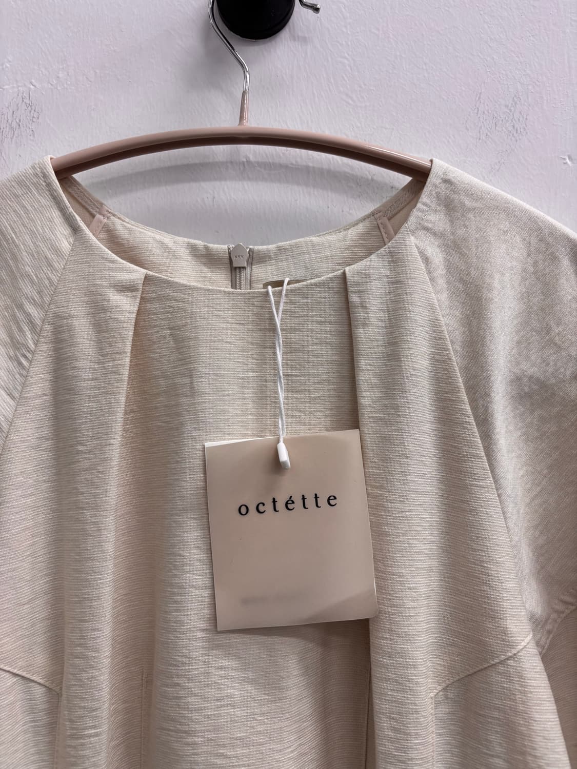 오떼뜨(octette) 볼륨 슬리브 미니 원피스 아이보리 상품이미지4