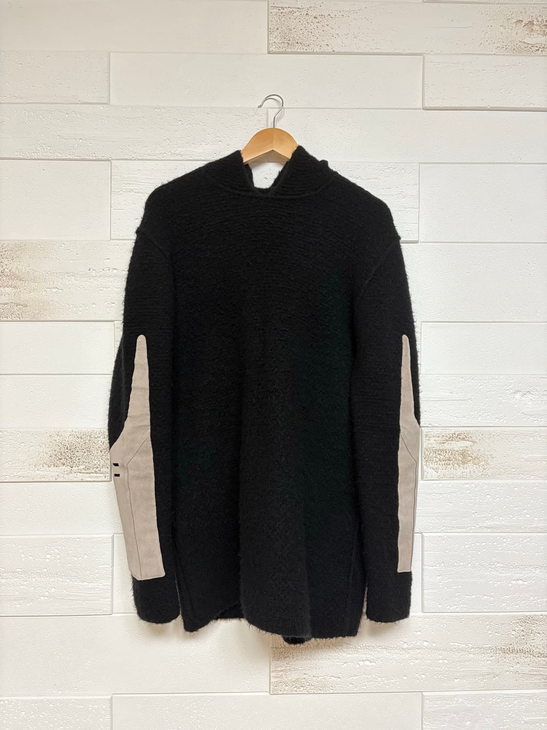 릭오웬스 레더 패치 울 후드 상품이미지1