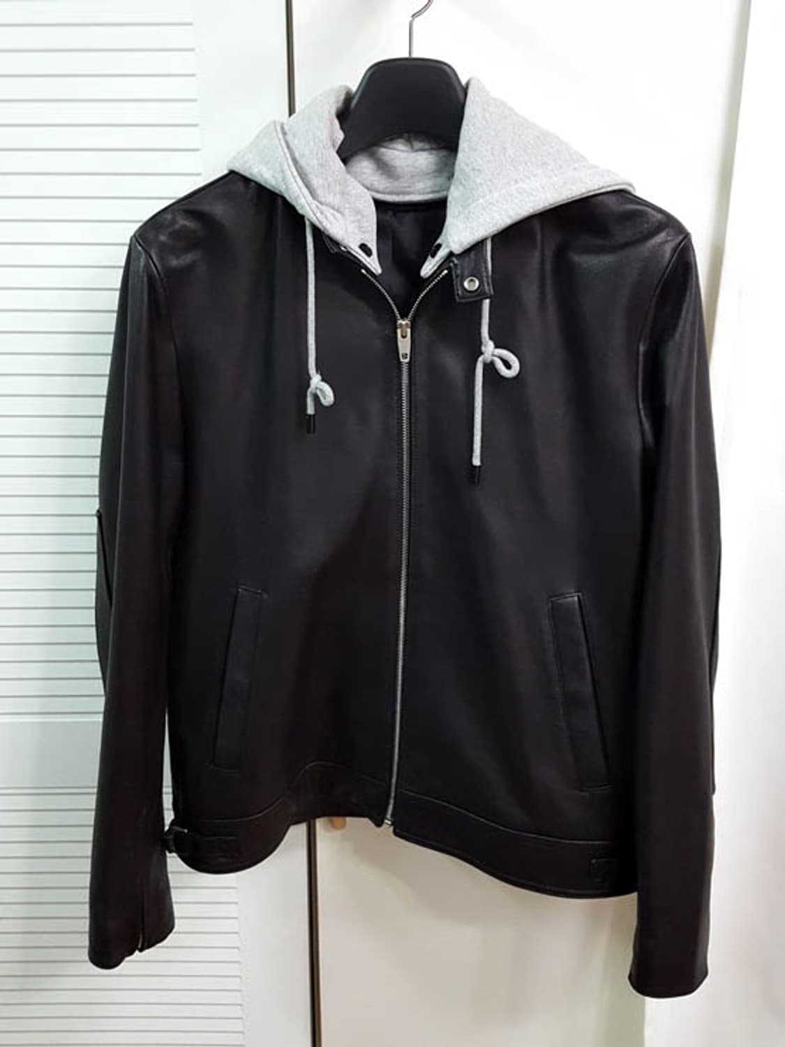 지이크 남성 블랙 후드 양가죽 자켓 상품이미지1