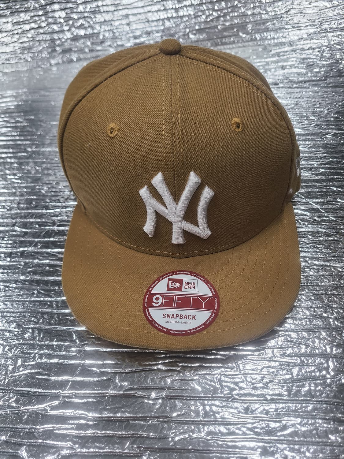 뉴에라 9FIFTY 뉴욕 양키스 스냅백 베이지 상품이미지1