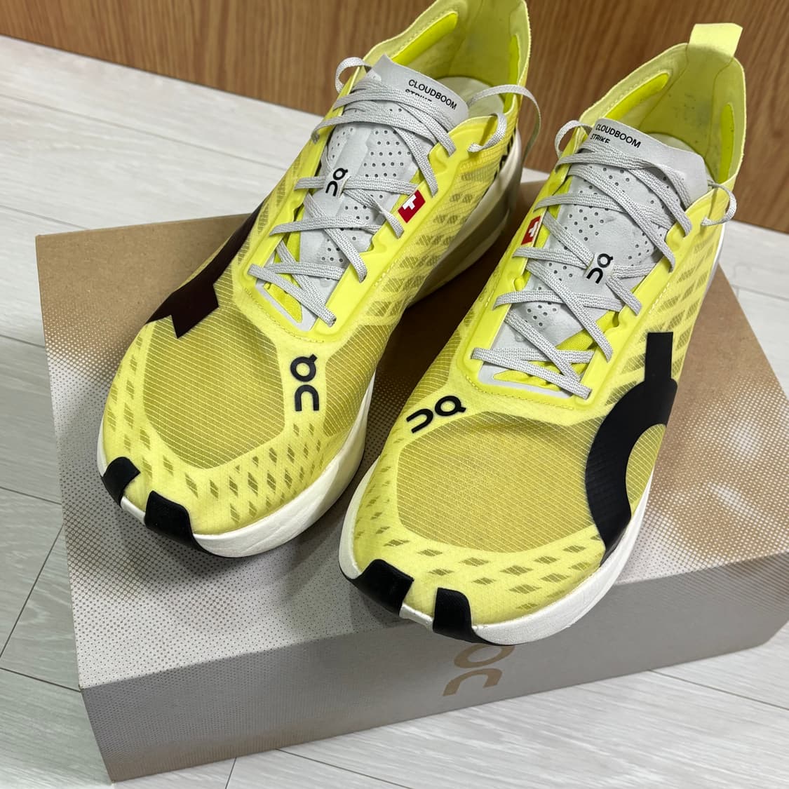 (280) 온 러닝 클라우드붐 스트라이크 라임라이트 울프 상품이미지2