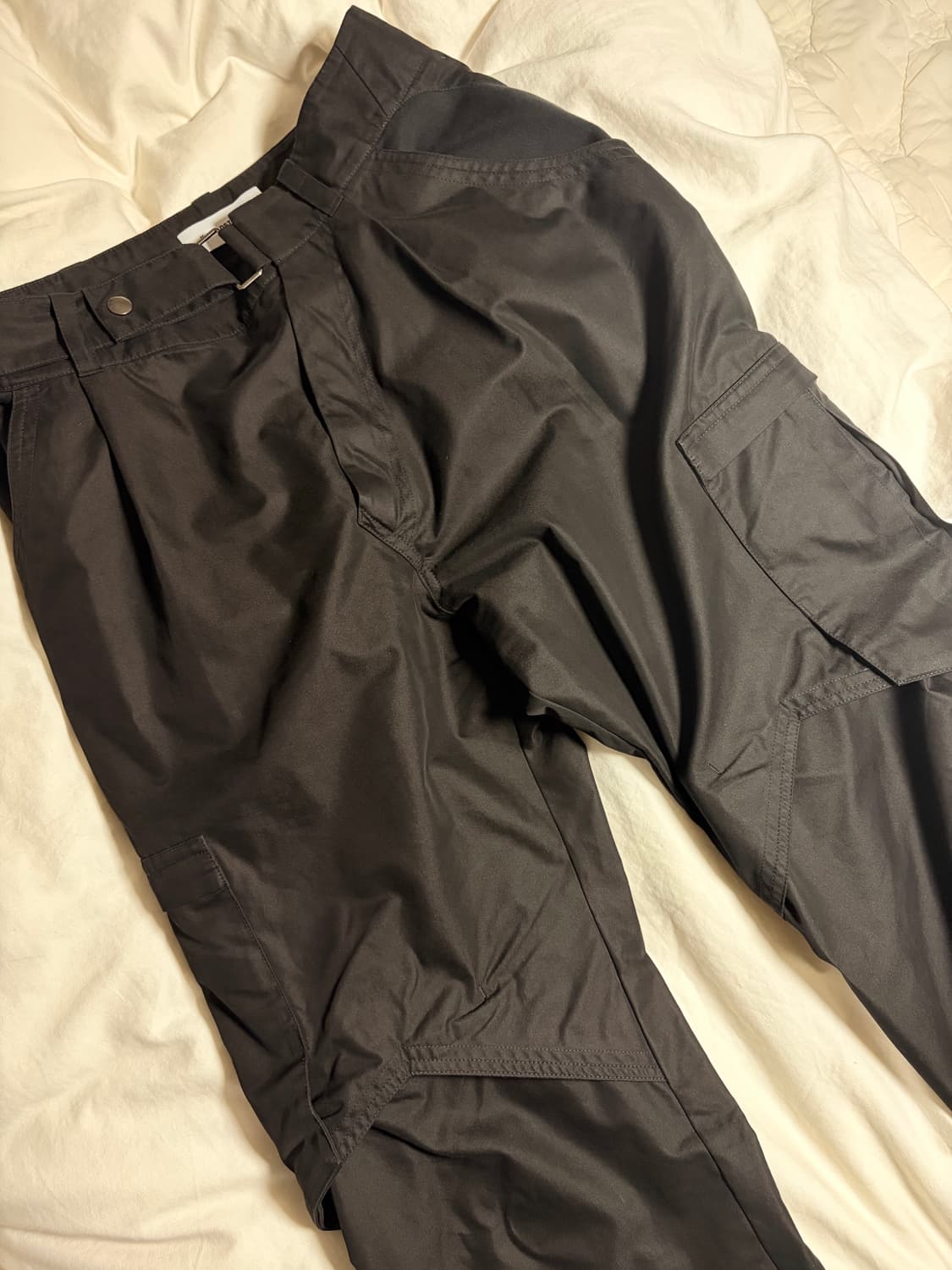 [48] 키코 코스타디노브 KK 빈드라 카고 트라우저 crow black 상품이미지4