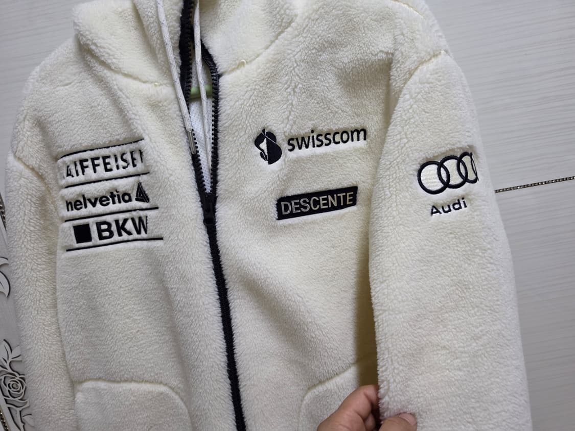 데상트뽀글후리스 M 상품이미지2