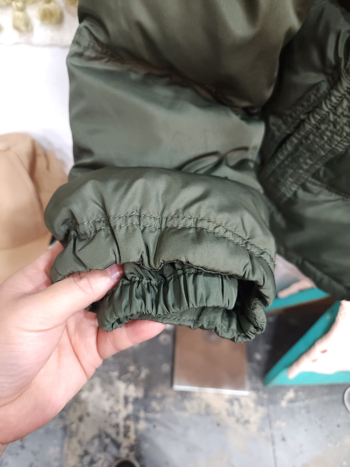 아베크롬비 캠쉘 오리털 패딩점퍼 푸퍼

 상품이미지5