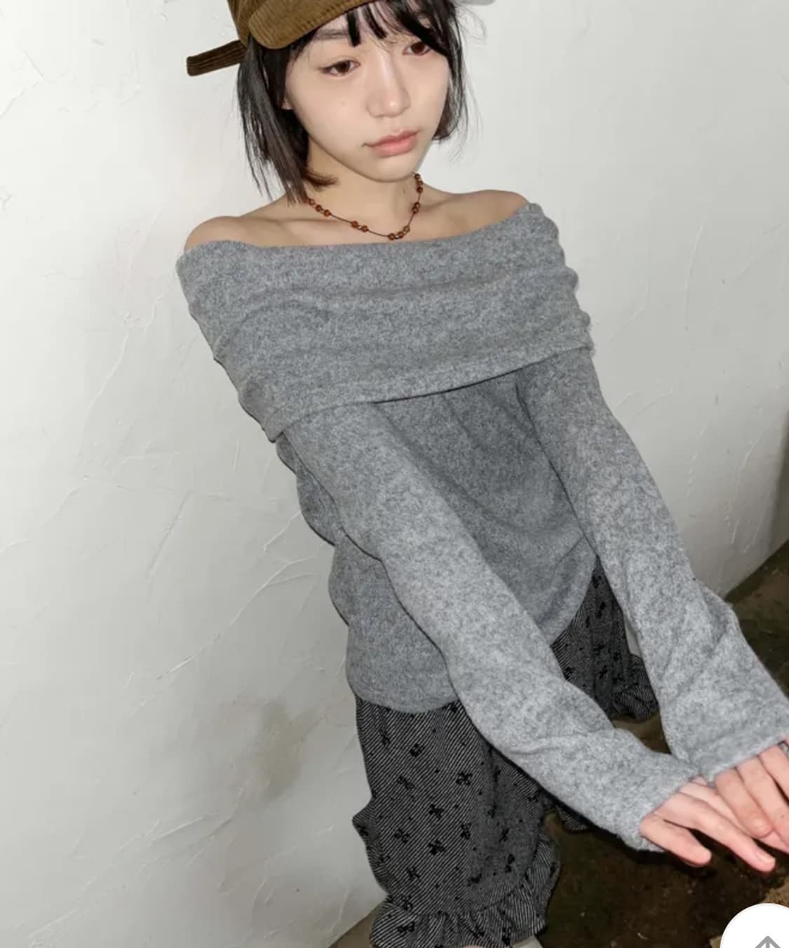 김아홉 오프숄더 그레이 상품이미지1