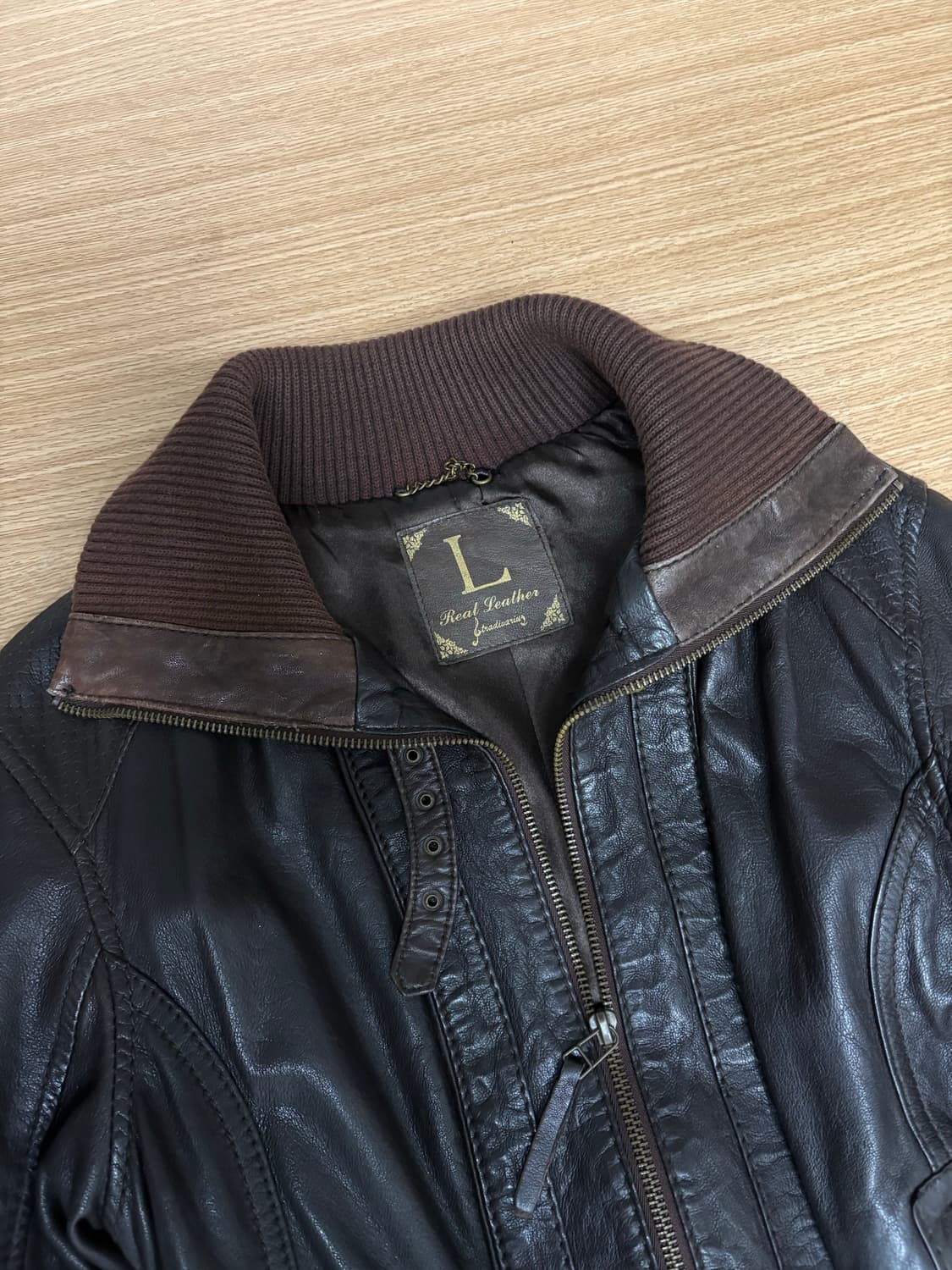 리얼래더 딥 브라운 하이넥 자켓 상품이미지3
