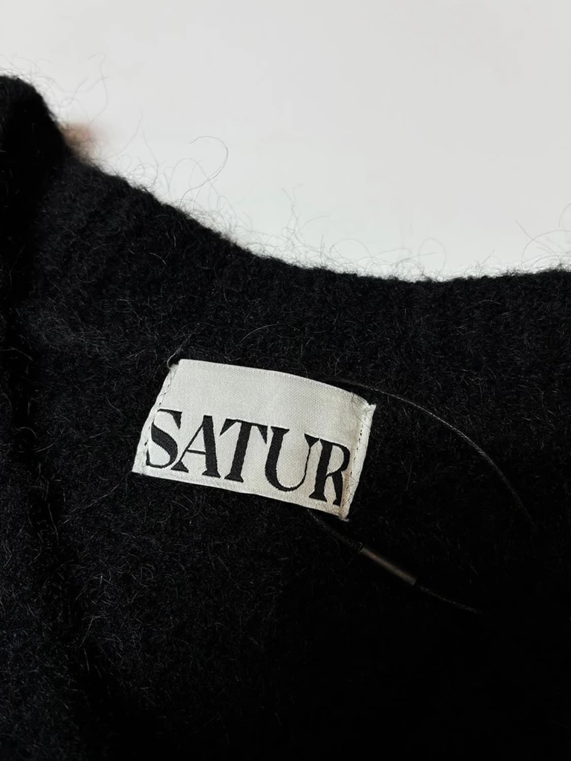 세터 24FW 에센 투 톤 모헤어 블렌드 니트 PN8647 상품이미지6