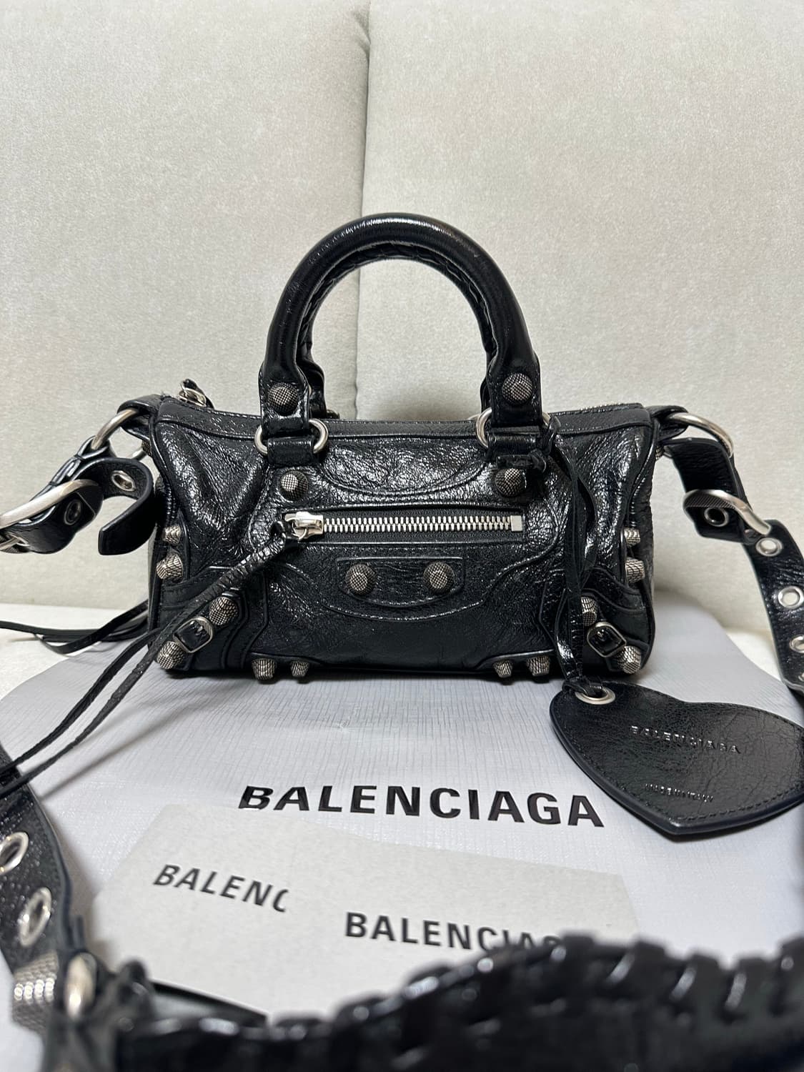 [A+ 정품] 발렌시아가 르카골 더플백 미니 블랙 상품이미지7