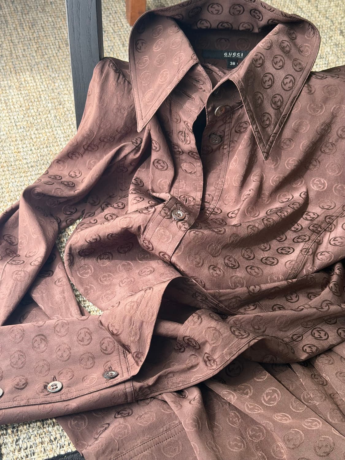 구찌 silk brown logo shirts 상품이미지10
