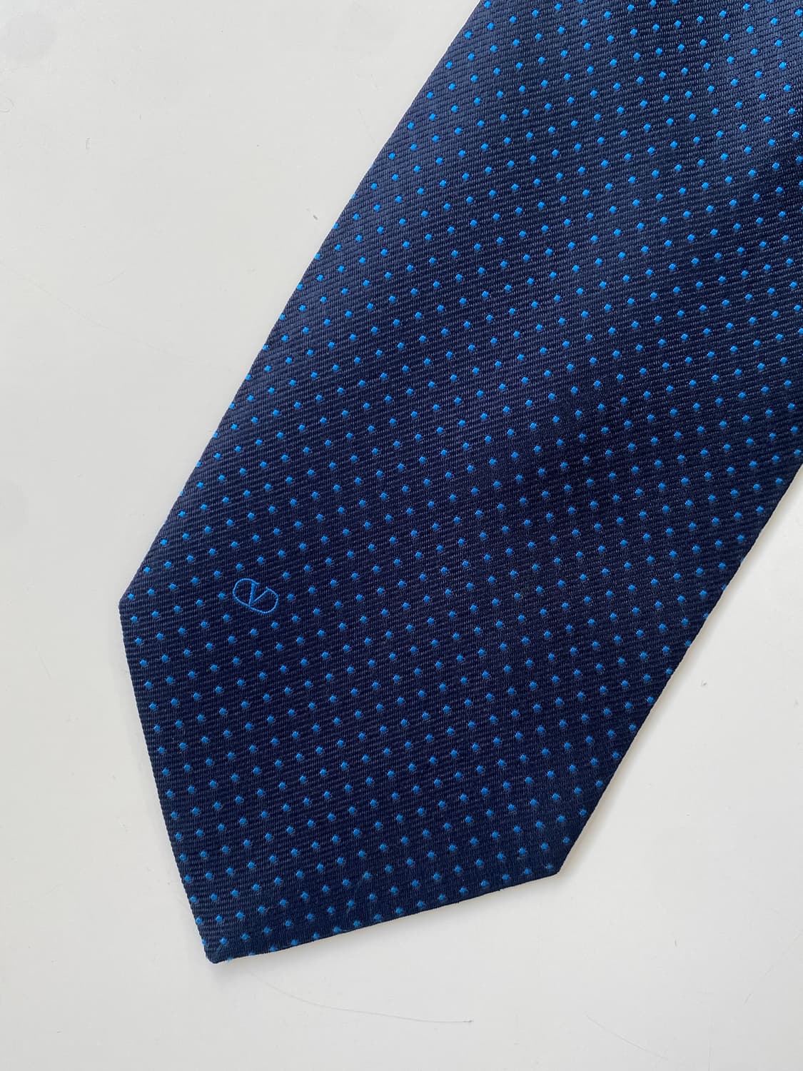 발렌티노(Valentino Garavani) 심플로고 정품 명품넥타이 상품이미지7