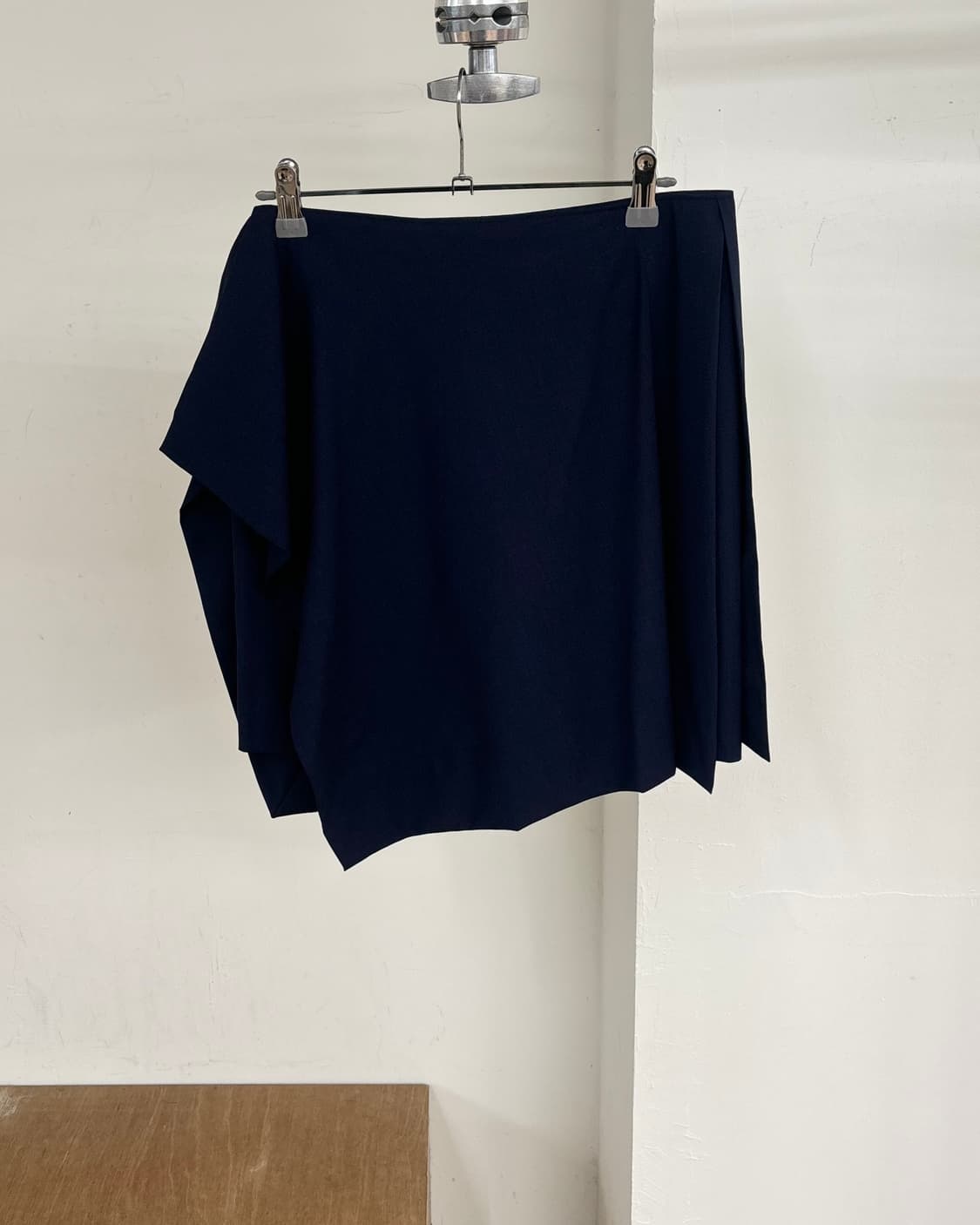 비비안 웨스트우드 네이비 드레이프 미니 스커트 상품이미지4