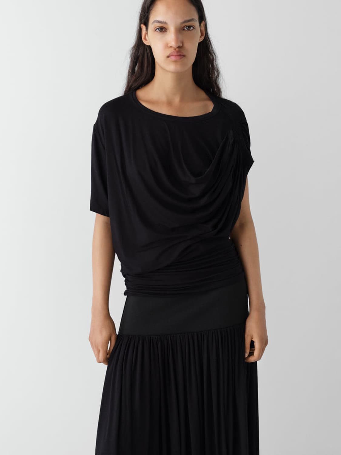 [S,M]기마구아스 Daria 드레이프 탑/블랙 상품이미지5