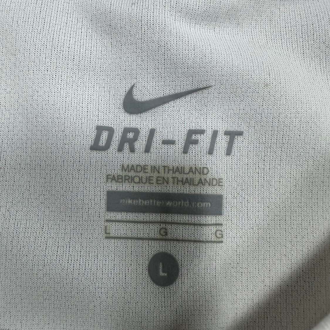 ✨ (바배) 나이키 드라이핏 화이트 롱슬리브  상품이미지3