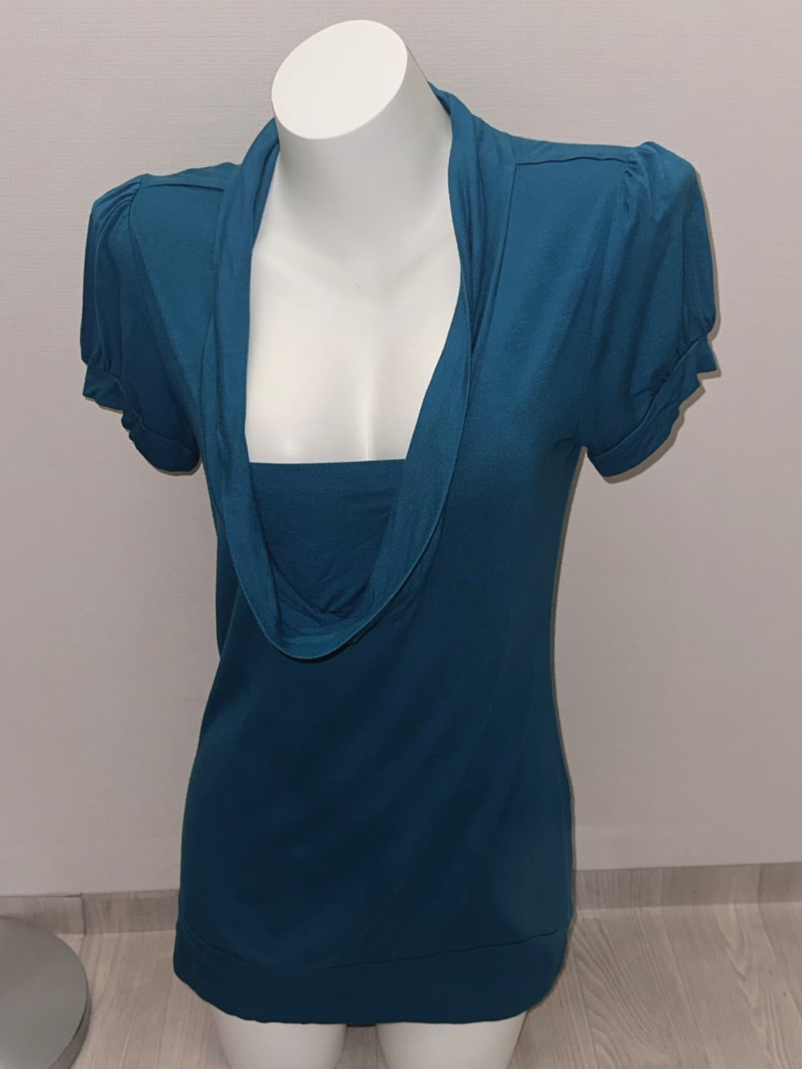 딥 블루 드레이프 카울넥 레이어드 탑 상품이미지3