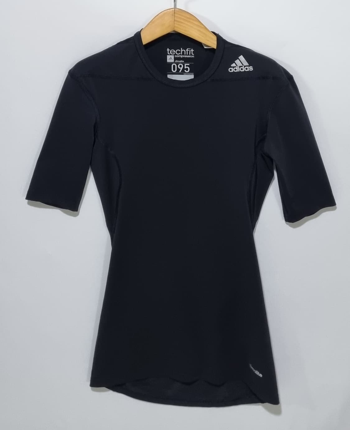 95) 아디다스 블랙 컴프레션 머슬핏 반팔티 상품이미지1