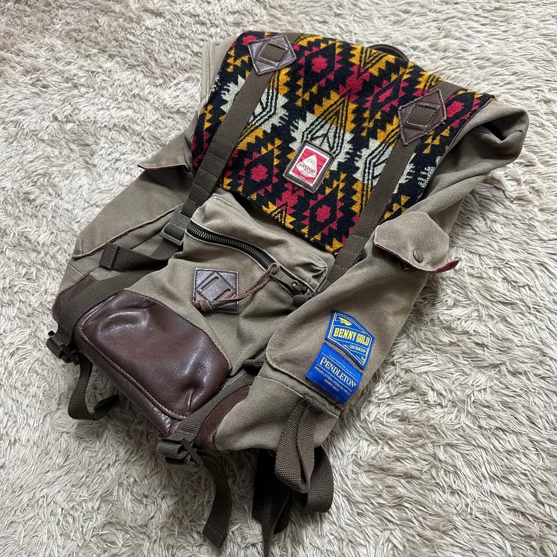 잔스포츠 x 팬들턴 어도비 백팩 상품이미지2