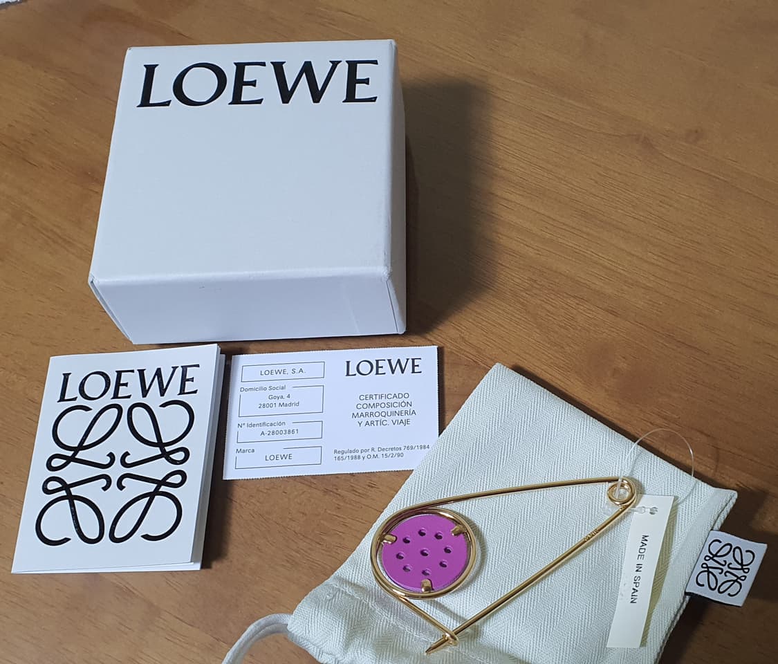 로에베 메카노 핀 브로치 상품이미지1