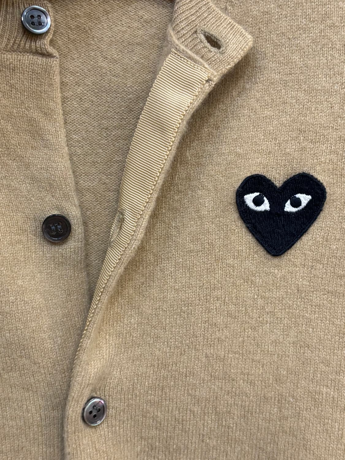 꼼데가르송 블랙 하트 니트 가디건 상품이미지5