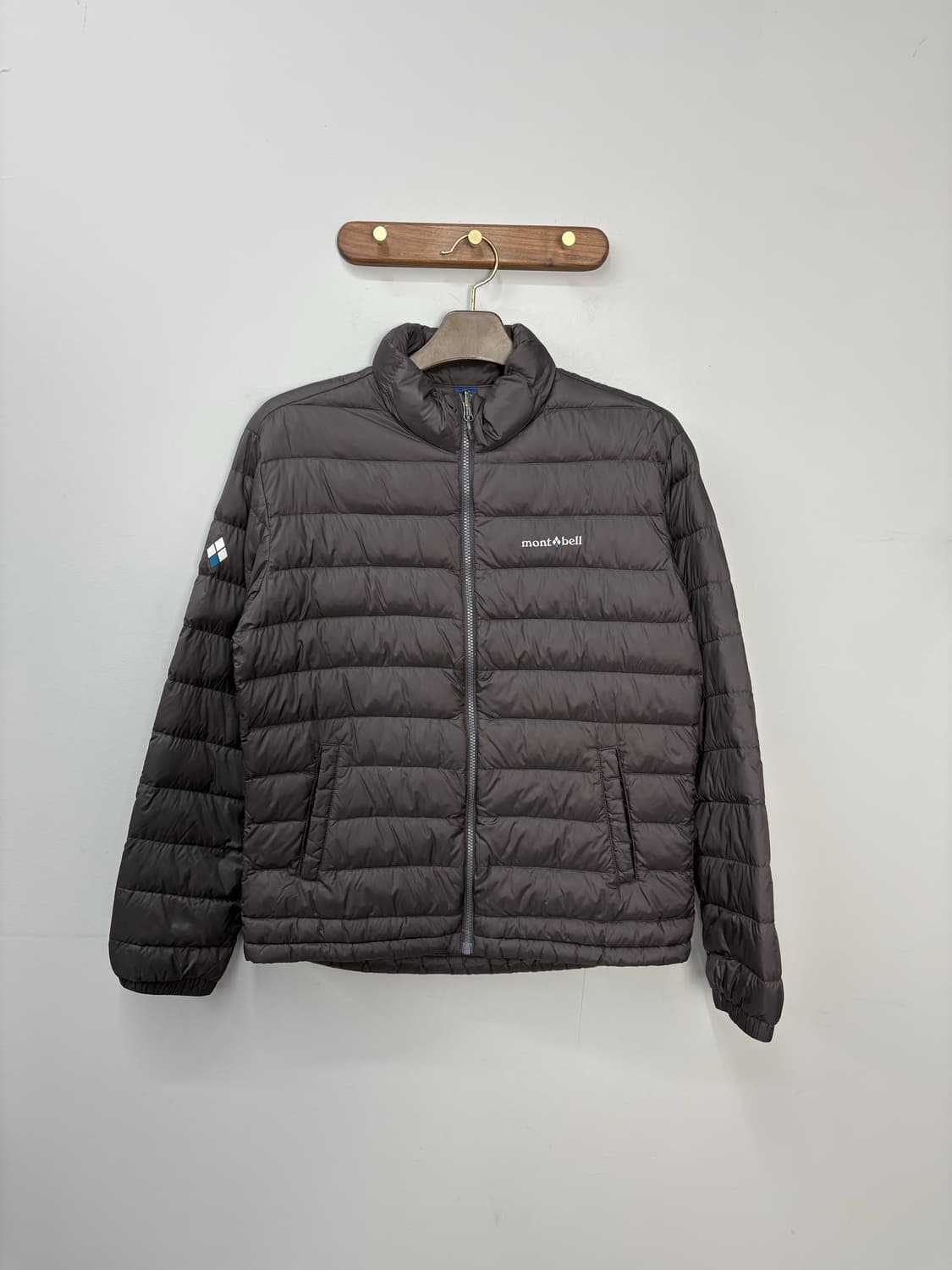 몽벨 구스다운 경량 패딩 자켓 A2735 상품이미지2