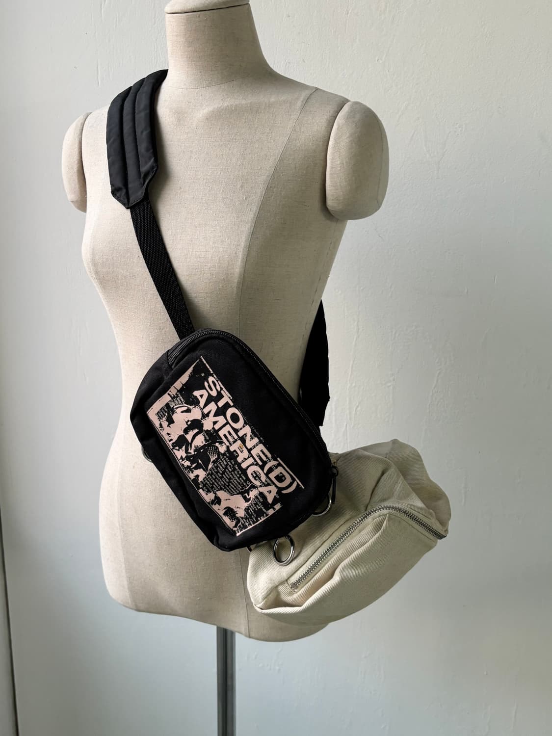 라프시몬스 이스트팩 크로스백  상품이미지4