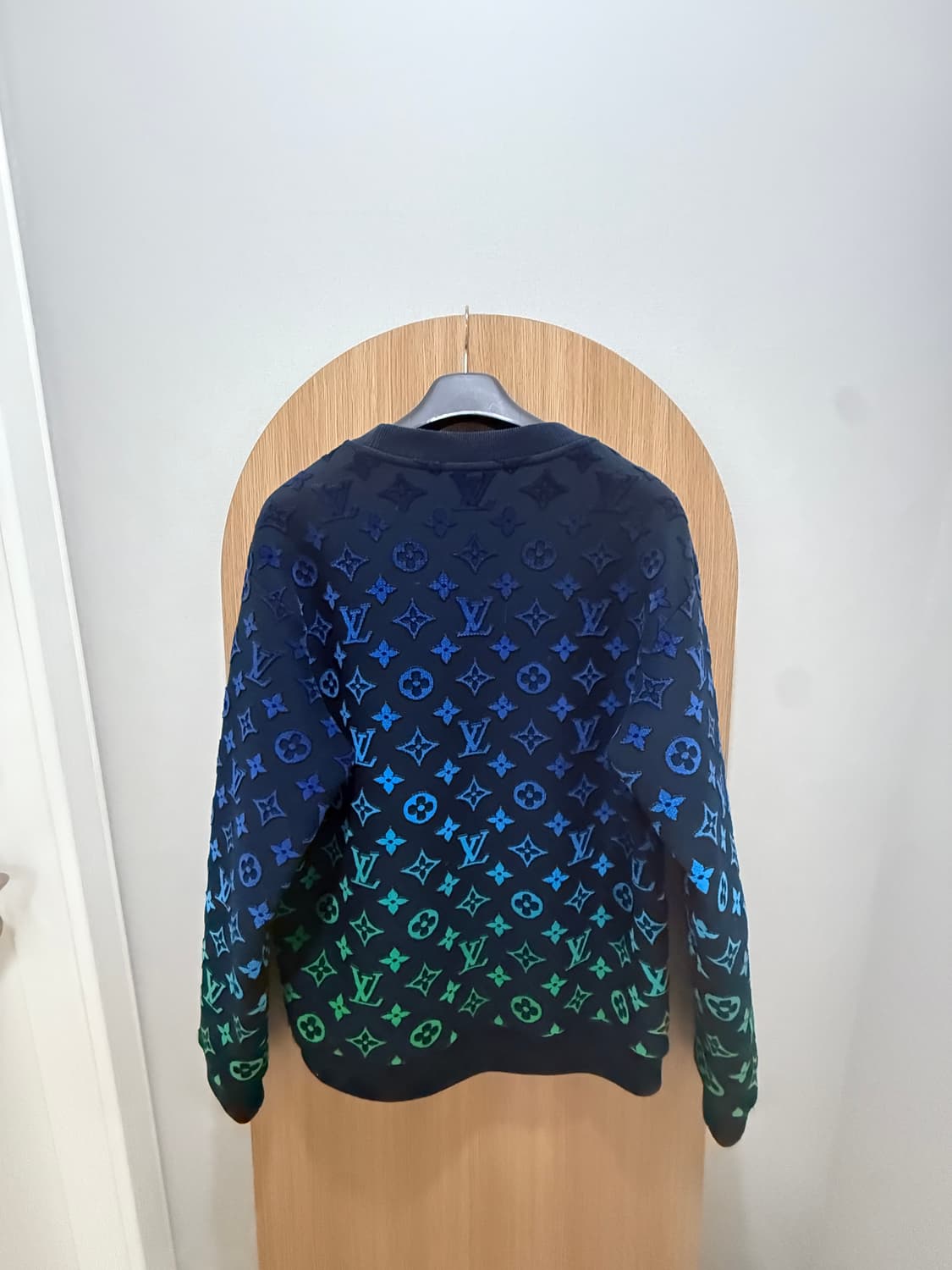 루이비통 레인보우 필쿠페 맨투맨 상품이미지2