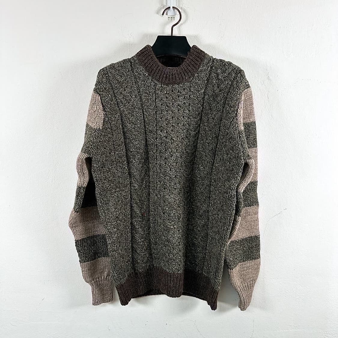 (정품/새상품) 이스트로그 X 하울린 남성 카키그린 케이블 울 니트 상품이미지4