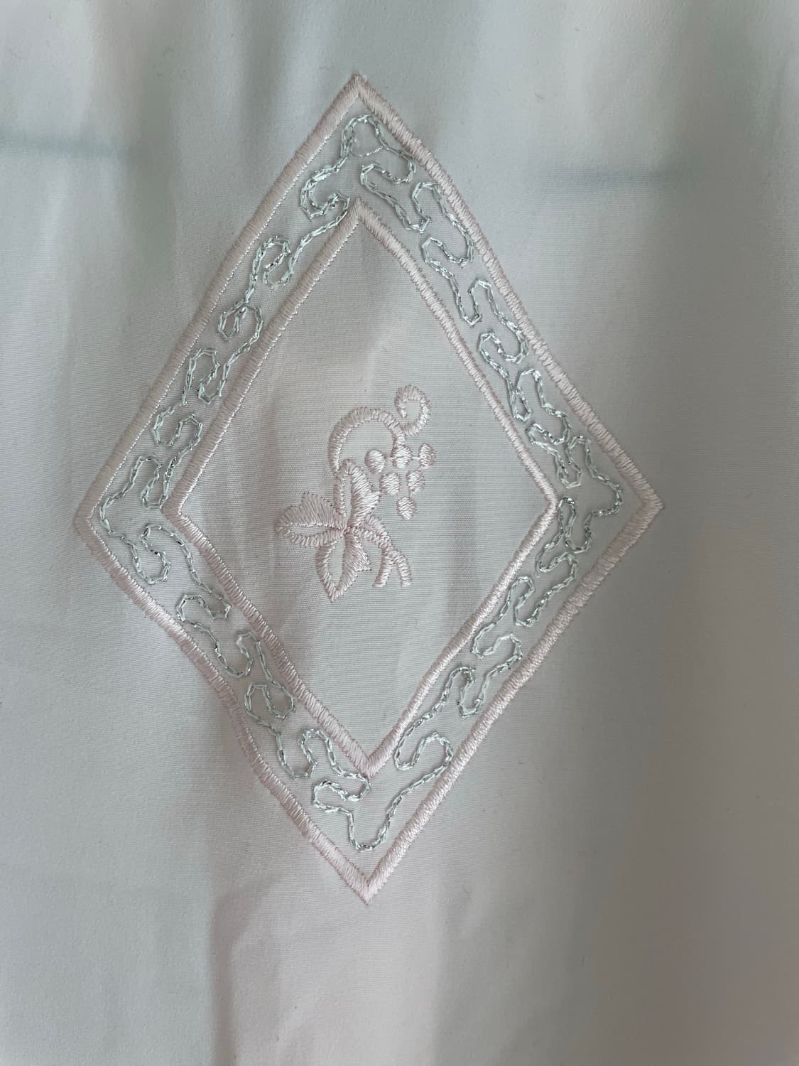 란제리룩 시스루 딸기우유 핑크 퍼프 블라우스 상품이미지6