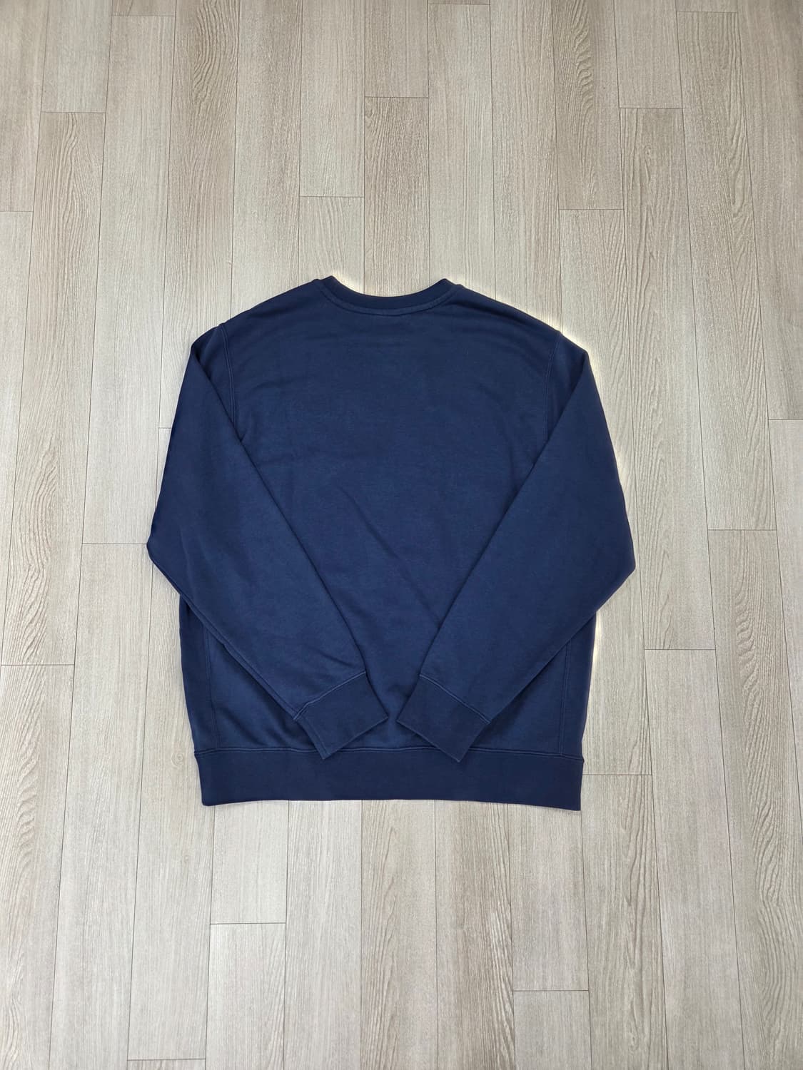 (새상품)나이키 nsw 클럽 맨투맨 네이비 bv2667-410 상품이미지4