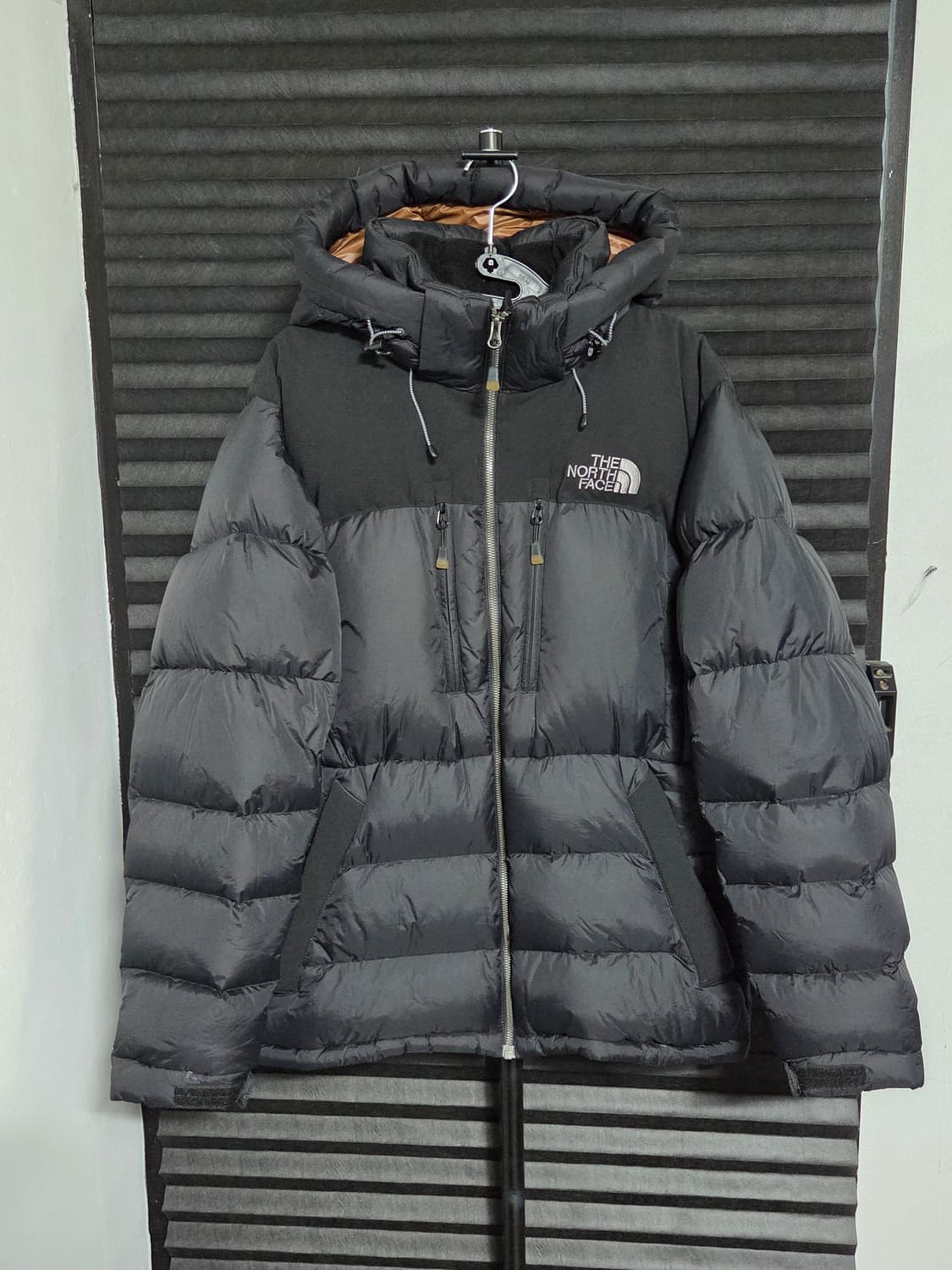 (정품) [노스페이스] 아이거 구스다운 패딩 판매합니다. 상품이미지1