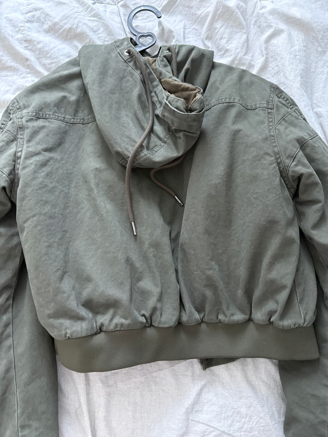 아캄 ma-1자켓 카키컬러 1사이즈 판매 상품이미지2