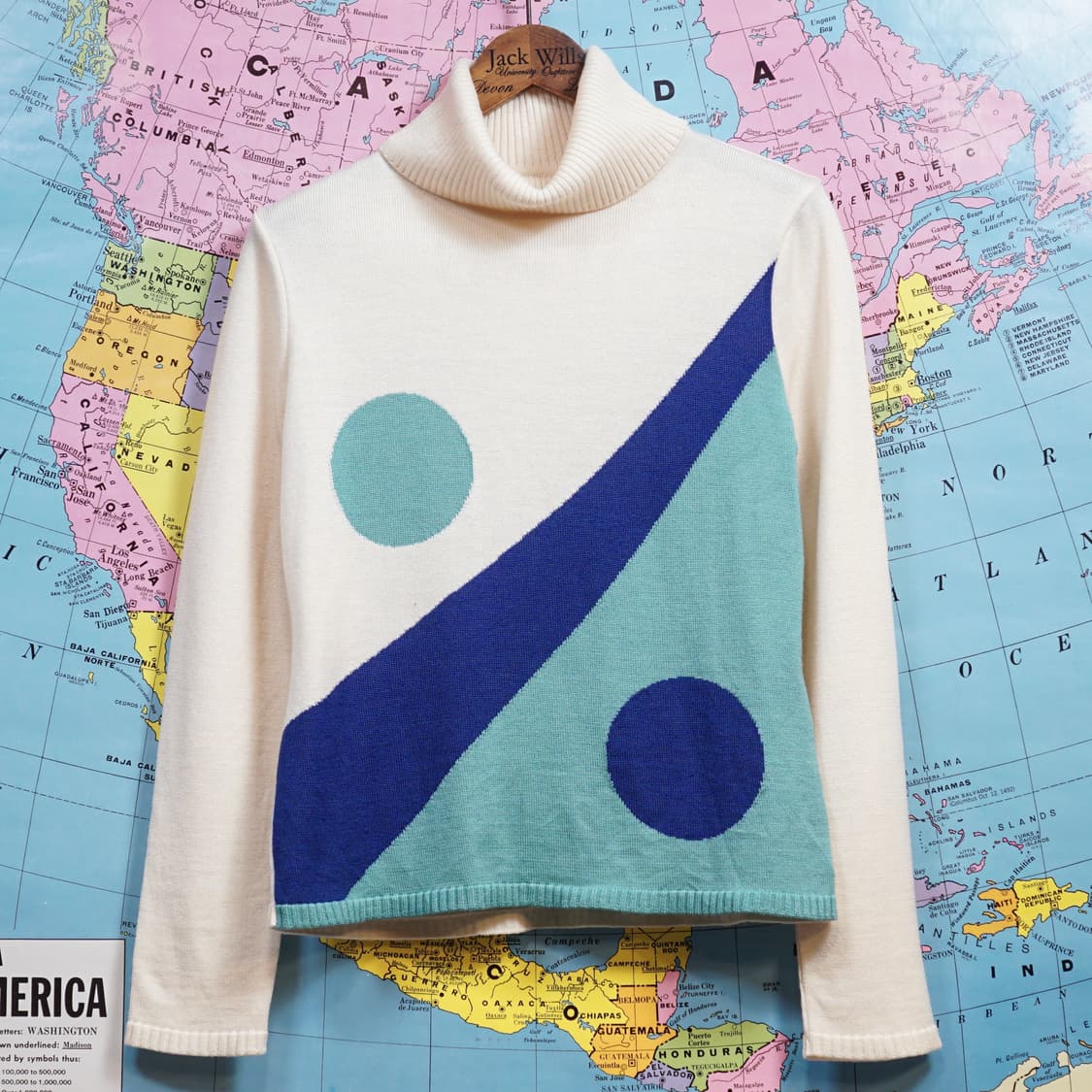 피에르가르뎅 빈티지 패턴 니트 상품이미지1