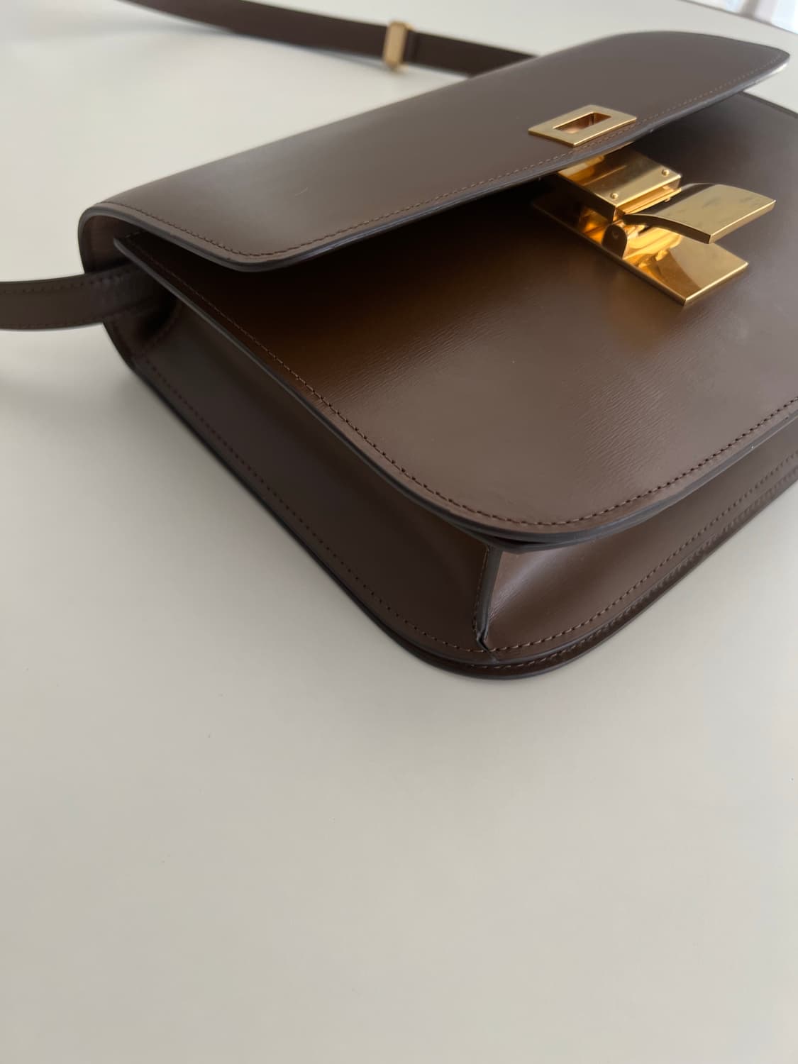 셀린느 클래식 박스 미듐 상품이미지2