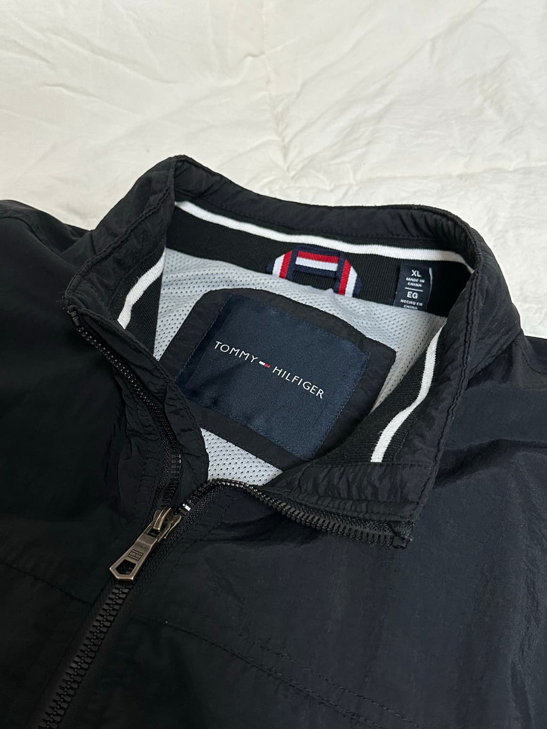 타미힐피거 블랙 윈드브레이커 XL 상품이미지5
