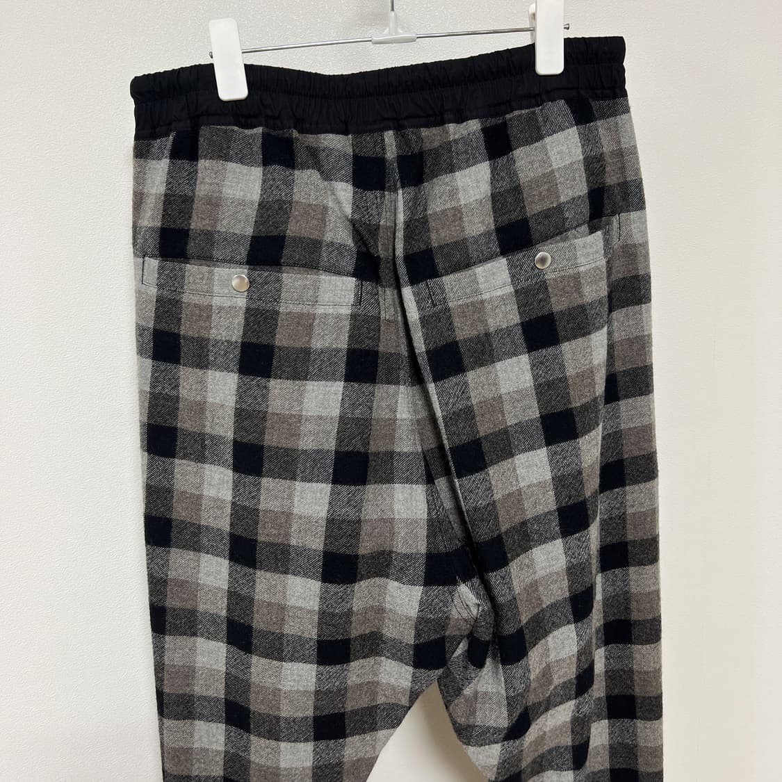 릭오웬스 19FW "LARRY" 드로우스트링 블랙 체크 트랙 팬츠  상품이미지4