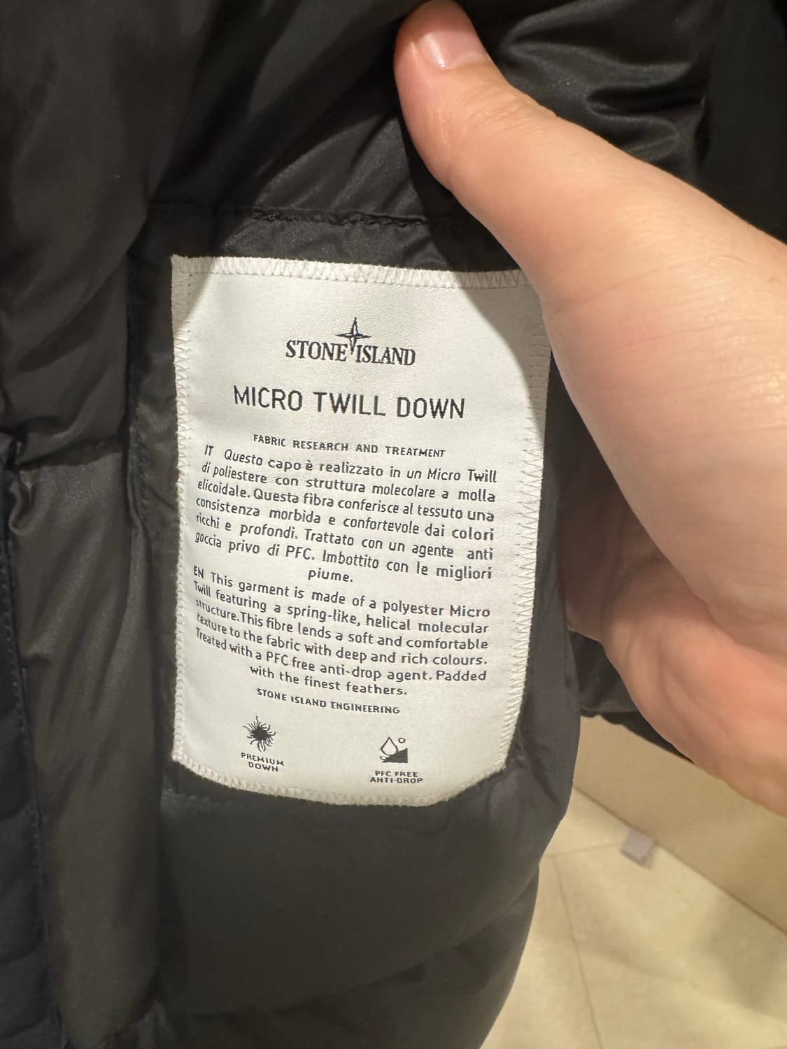 스톤아일랜드 23FW 마이크로 트윌 패딩 네이비 XL 상품이미지8